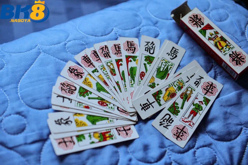 Hướng dẫn chi tiết cách đánh Bài Tam Cúc